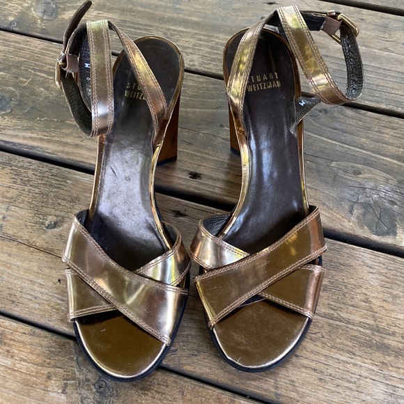 New Stuart Weitzman Metallic Peep Toe Block Heels - Picture 3 of 16